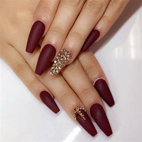 Maroon Acrylic Nails Designs - template