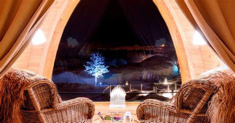 Overnight in Gamme cabin at Kirkenes Snow Hotel (winter) / Authentic ...