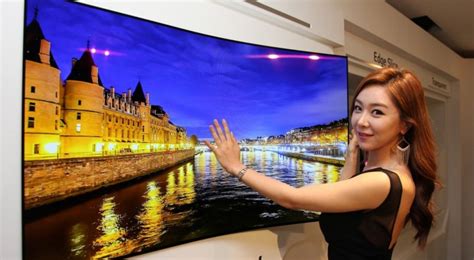 LG Unveils New Paper Thin OLED TV That Will Leave You Totally Spellbound