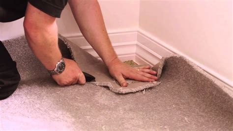 How to install Carpet - Dunlop Carpet & Underlay Installation Guide ...