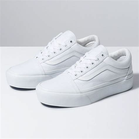 Men's Shoes - Canvas Shoes, Slip-On Sneakers, & Skate Shoes | Vans | Old skool platform, Vans ...