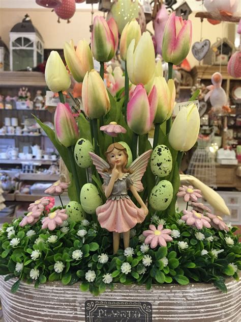 40+ Easter Flower Decorations & Centerpieces that'll spreads the festive charm in the most ...