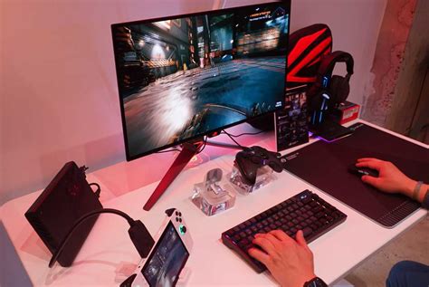 Asus ROG Ally hands-on: More powerful than Steam Deck | PCWorld