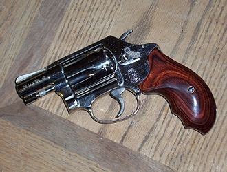 Smith & Wesson Model 36 - Wikipedia