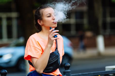 Could Vaping Concerns Boost the Chances of U.S. Pot Legalization? | The ...