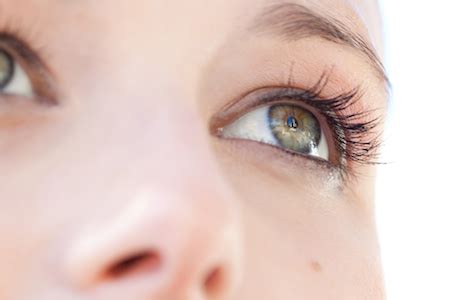 Blepharoplasty (Eyelid Surgery) Risks and Safety | Chicago