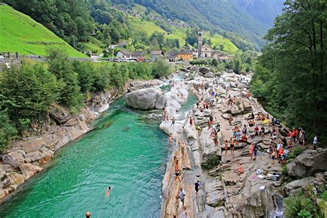 Ponte Del Salti Bridge Jump - Lavertezzo, Switzerland