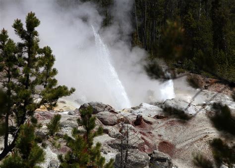 Yellowstone Geyser Erupts for Eighth Time in Three Months, Stumping Scientists - Newsweek