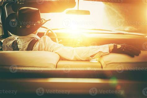 Going to the Sun Road 24634112 Stock Photo at Vecteezy