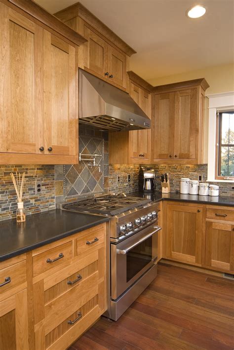 Kitchen Backsplash Ideas Maple Cabinets – Things In The Kitchen