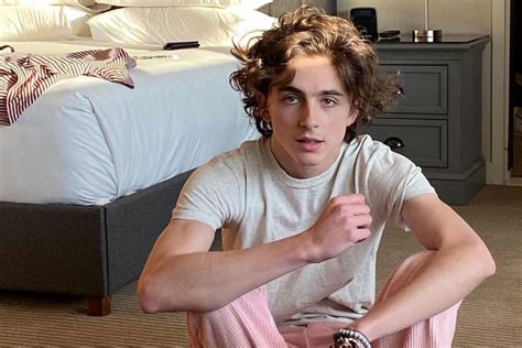 Timothée Chalamet on his role as Bob Dylan in new biopic - RUSSH