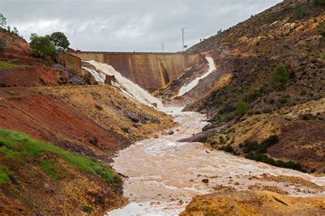 Dam stock image. Image of sustainable, burst, reservoir - 31444589