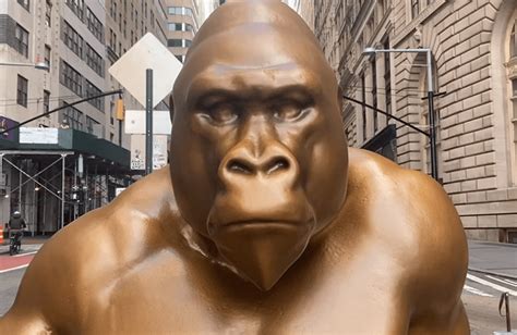 Harambe the Gorilla Faces Charging Bull on Wall Street – NBC New York