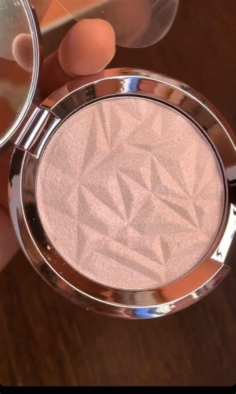 Becca Limited Edition Highlighter, Beauty & Personal Care, Face, Makeup on Carousell