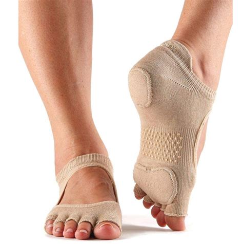 11 Best Padded Socks for Knee and Foot Pain