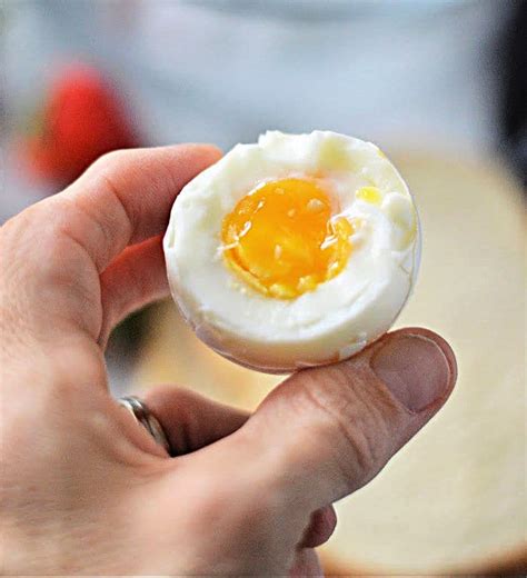 Soft Boiled Egg in Microwave - How to Microwave Soft Boiled Eggs