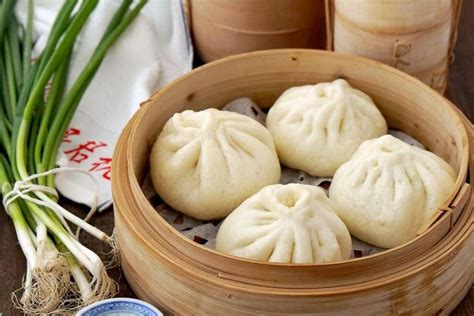 Chinese Steamed Pork Buns (Baozi) | Asian Inspirations | Recipe ...