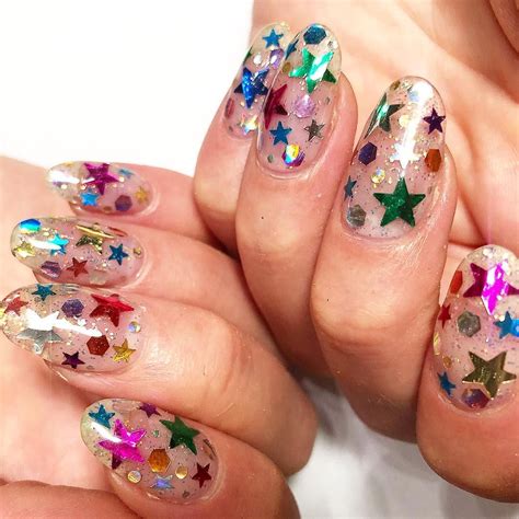 Confetti nails are the must-try trend for summer. It's like a glitter ...