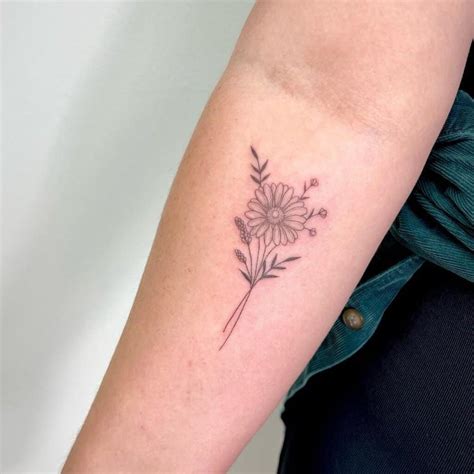 25 Delicate Daisy Tattoo Ideas To Save For Inspiration