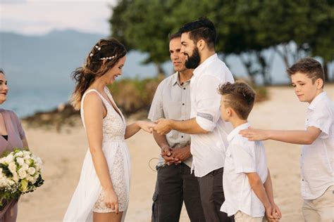 Private Island Intimate Beach Wedding // Palawan Philippines Destination Elopement Photographer ...