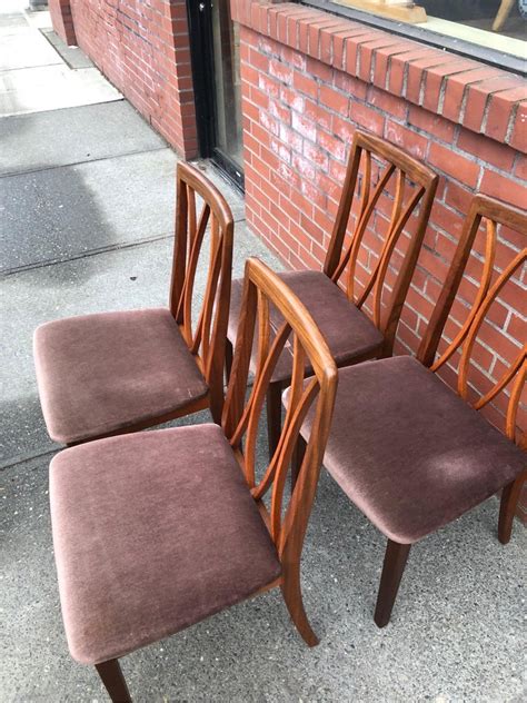 Vintage Mid-Century Modern Dining Chairs Set of 4 For Sale at 1stDibs ...