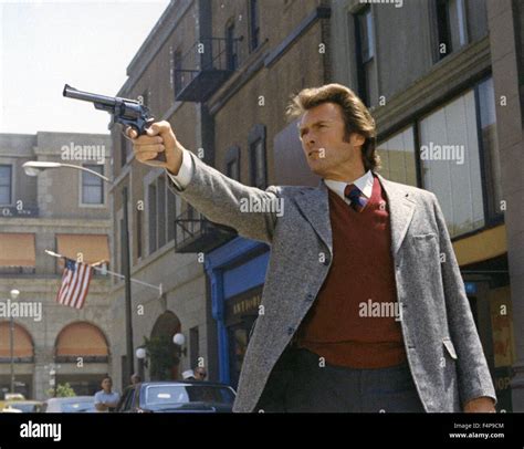 Clint Eastwood / Dirty Harry 1971 directed by Don Siegel Stock Photo ...