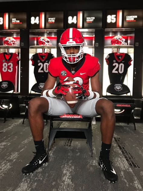 2021 Georgia Recruiting: Player Spotlight - Deion Colzie - Sports ...