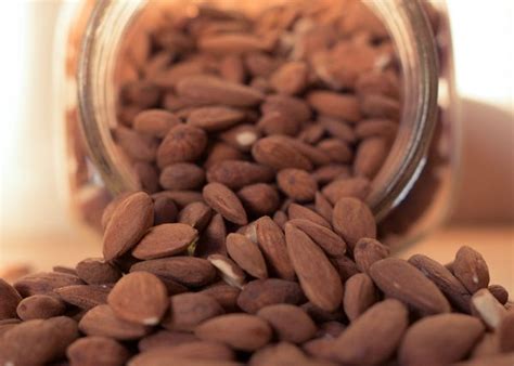 Almonds – The Food Wire