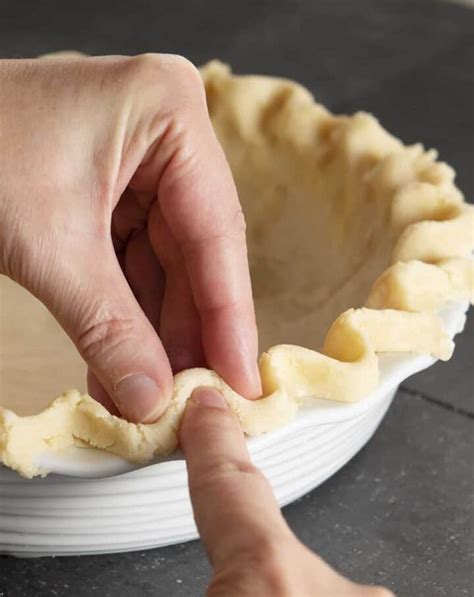 Lard Pie Crust (Ultra flaky and flavorful!) - Pinch and Swirl