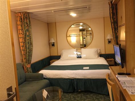 Stateroom 8335 Mariner of the Seas