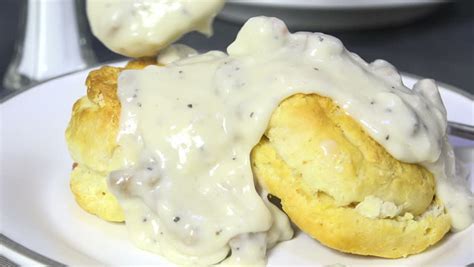 Biscuits and Gravy image - Free stock photo - Public Domain photo - CC0 Images