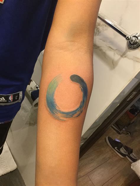 Enso tattoo | Circle tattoo, Circular tattoo, Circle tattoos