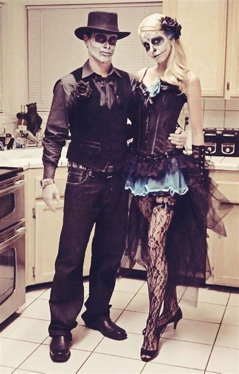 Halloween Scary Costumes Ideas For Couples Unique Couple Costume | Clever halloween, Clever ...