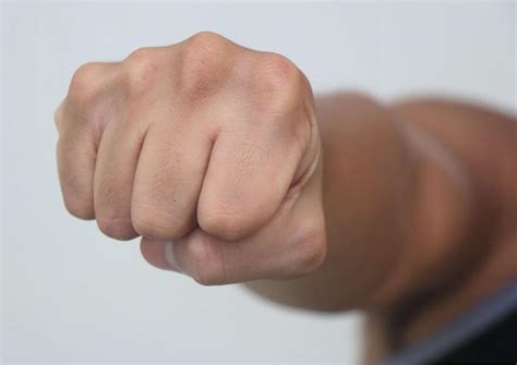 Knuckle Sandwich: Learn How to Throw a Proper Punch