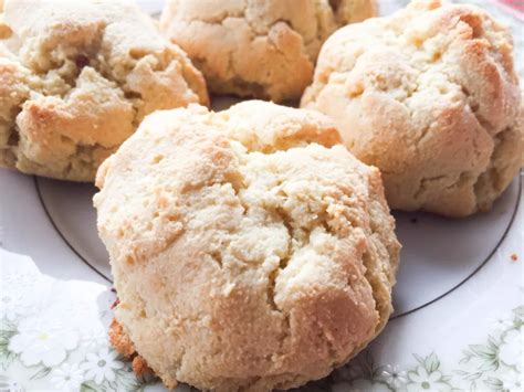 Easy Almond Flour Biscuits - Paleo Recipe - Lectin Free Foodie | Recipe | Almond flour biscuits ...