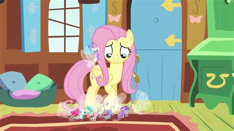 Image - Fluttershy smiling at Breezies S4E16.png | My Little Pony ...