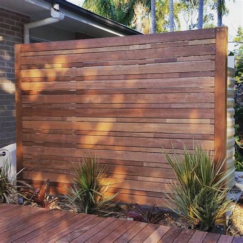 20+ Privacy Fence Screen Ideas – HomeDecorish