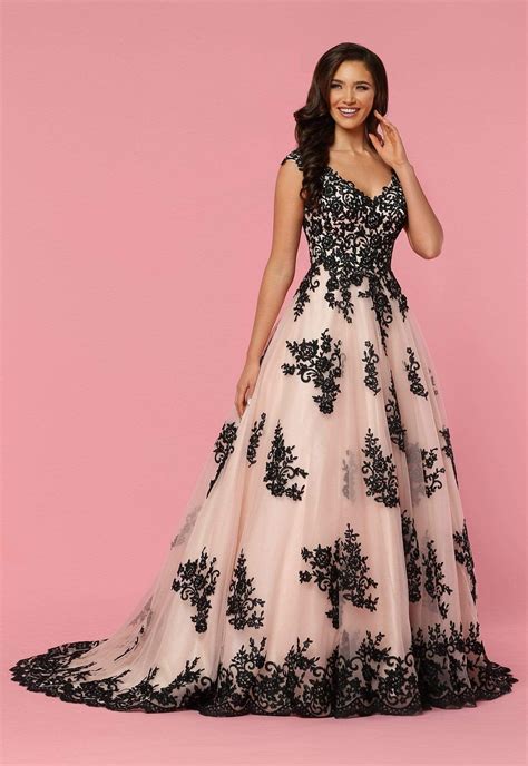 Shop Elegant Designer Dresses For Women - Couture Candy | Lace prom ...