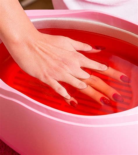 10 Best Paraffin Wax Baths For Hands & Feet (2022) + Buying Guide