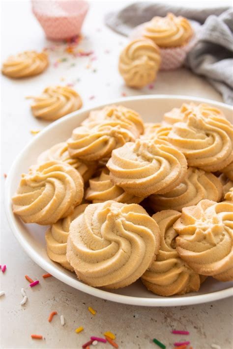 Homemade Butter Cookies - Easy Recipe for Holiday Baking - Foodelicacy