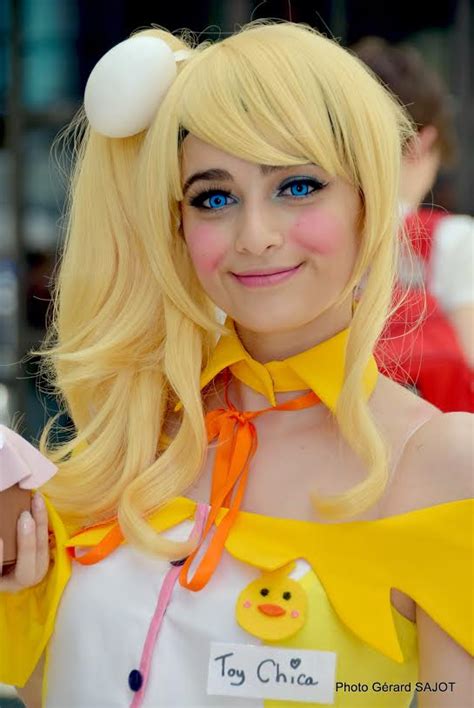 Toy Chica Human Cosplay