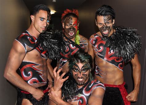 NEW ZEALAND MAORI CULTURE GROUP J GEEKS ARE BRINGING METRO BACK | Māori ...