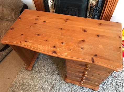 Solid Pine Dressing Table/Desk in MK40 Bedford für £ 30,00 zum Verkauf ...