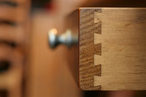 3 Common Types of Dovetail Joints Used in Woodworking Projects ...