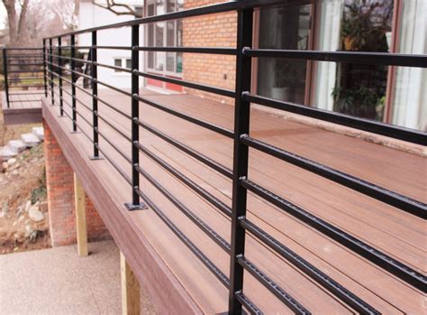 Horizontal Metal Railing for Deck - Great Lakes Metal Fabrication