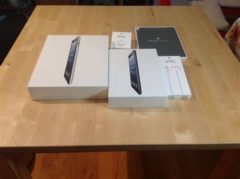 iPad mini Unboxing Video and First Impressions