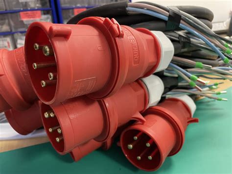 Ceeform Connectors - UK Cable Management