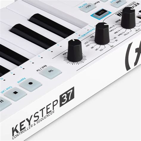 Arturia Keystep 37 64-Step Sequencer/Arpeggiator/MIDI Controller ...