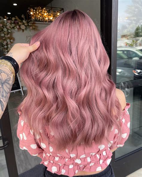 31 Trendy Dusty Pink Hair Ideas to Refresh Your Look in 2024 - divagaze.com