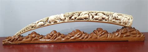 Chinese 19thc Ivory Carving Of A Full Elephant Tusk | 729795 | Sellingantiques.co.uk